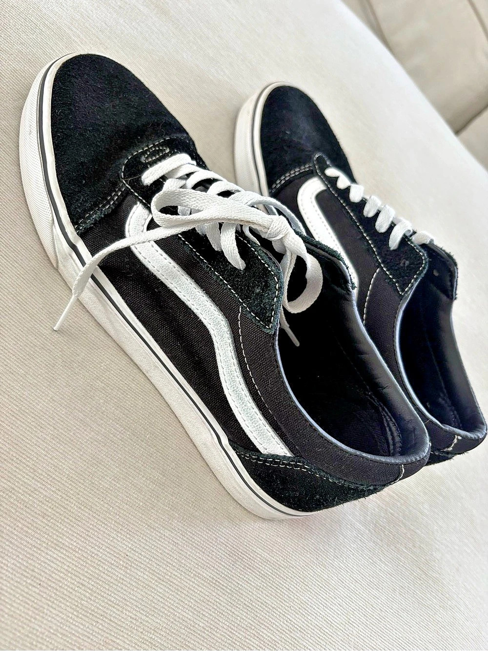 Vans Old Skool Black & White Sneakers US 9.5